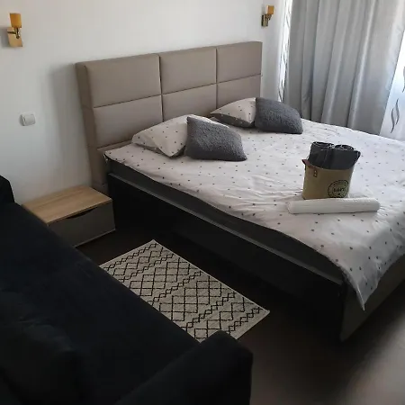 Luana Apartment Deva